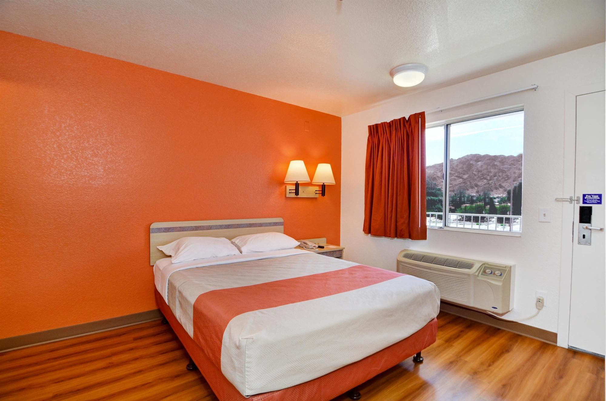 Motel 6-Twentynine Palms, Ca Εξωτερικό φωτογραφία