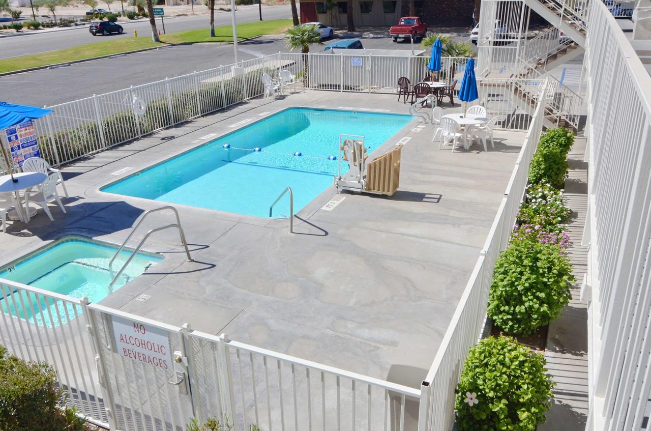 Motel 6-Twentynine Palms, Ca Εξωτερικό φωτογραφία