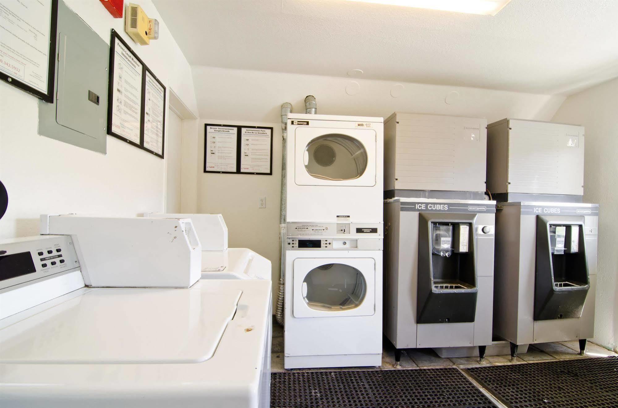 Motel 6-Twentynine Palms, Ca Εξωτερικό φωτογραφία